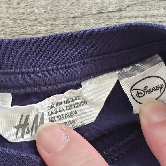 H&M 3-4Yrs Minnie Disney Sequin Sweater - Picture 3 of 5